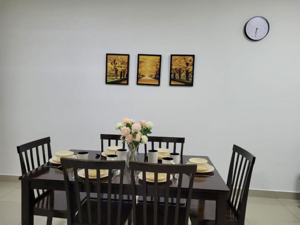 Homestay D'Univ 360 Place Seri Kembangan Exteriér fotografie